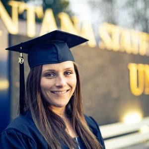 Meet your Posher, Simone